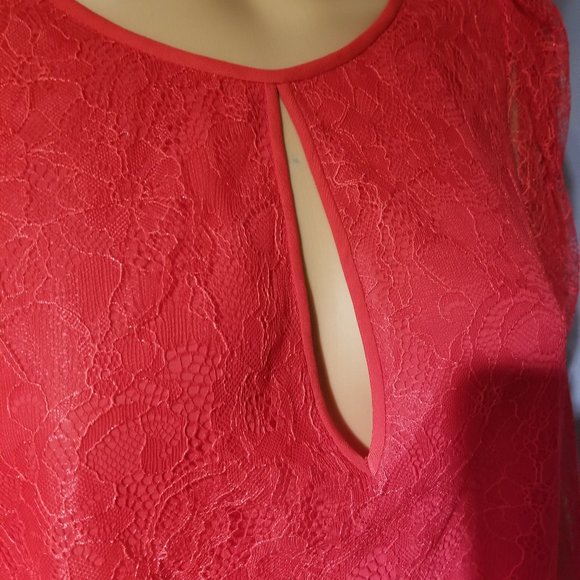 BCBG MaxAzria red lace blouse size L - Picture 5 of 10